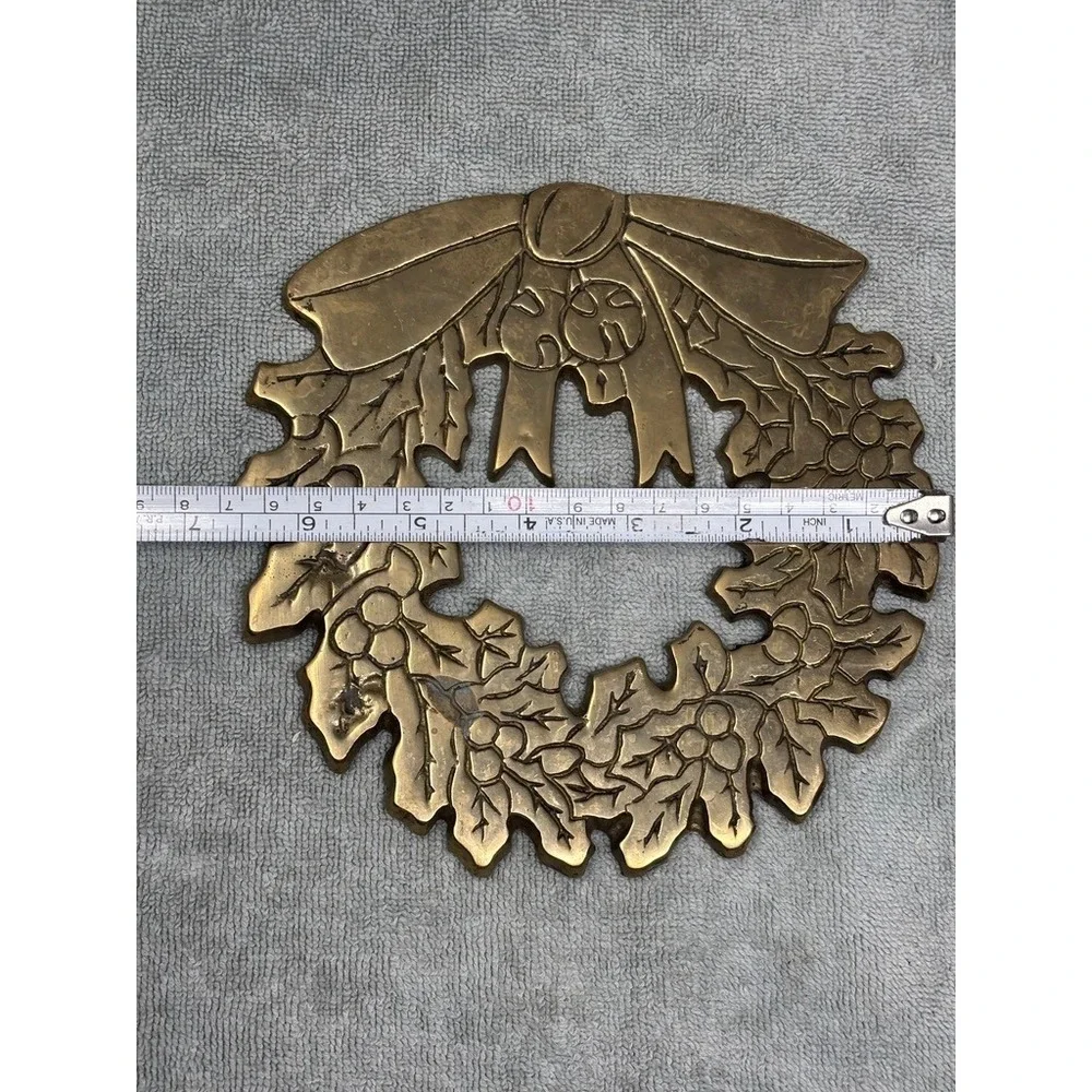 Vintage‎ Solid Brass Christmas Wreath Trivet Holly Bow Holiday Table Decor 7in